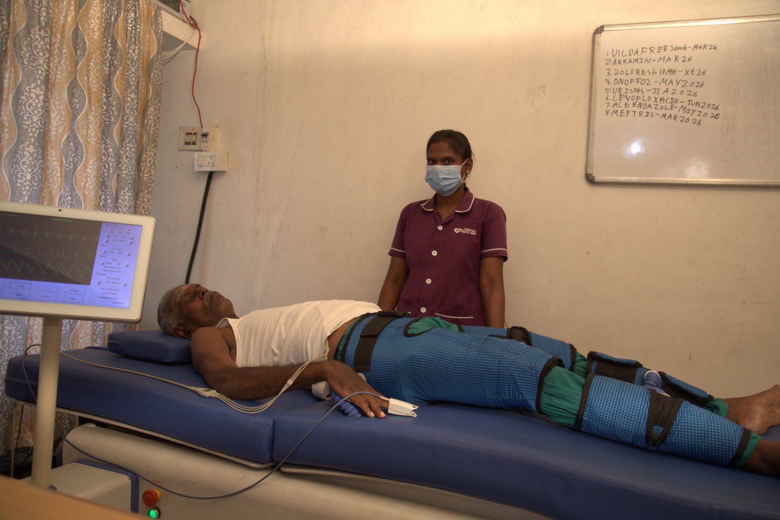 EECP therapy session at Dhanyaa Medical Centre